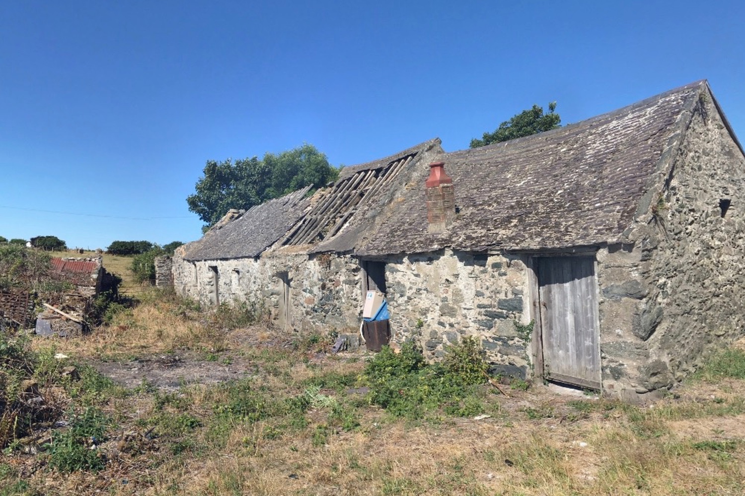 Hendre%20Fawr%20farm%20%28semi detached%20with%20the%20other%20Hendre,%20I%20think%29%20_1500x1000